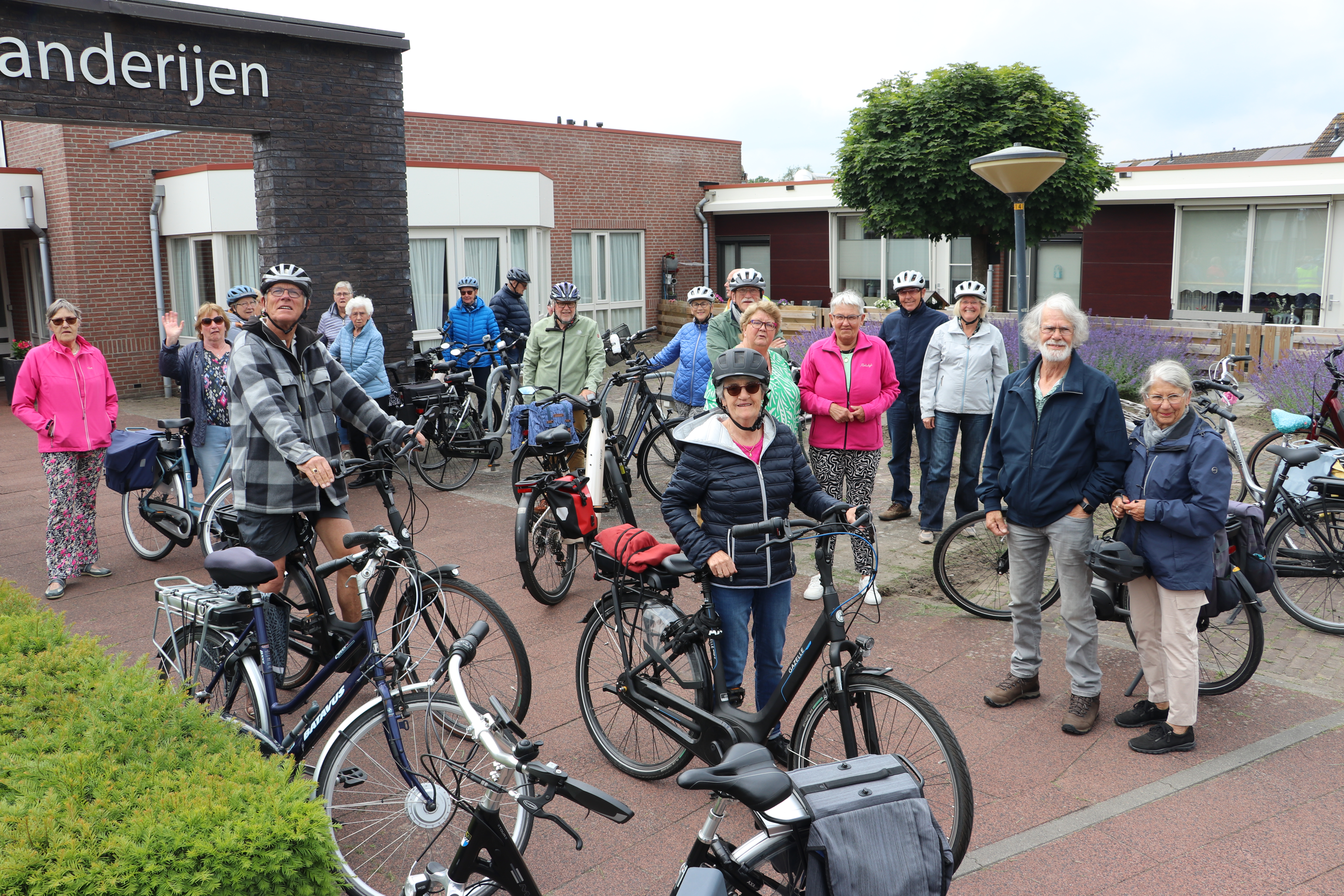 12 ovo_240523_fietstocht_6833.JPG